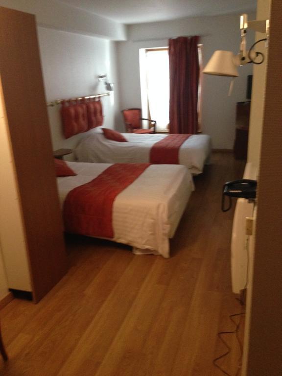 Le Saint Michel Hotel Sedan Luaran gambar