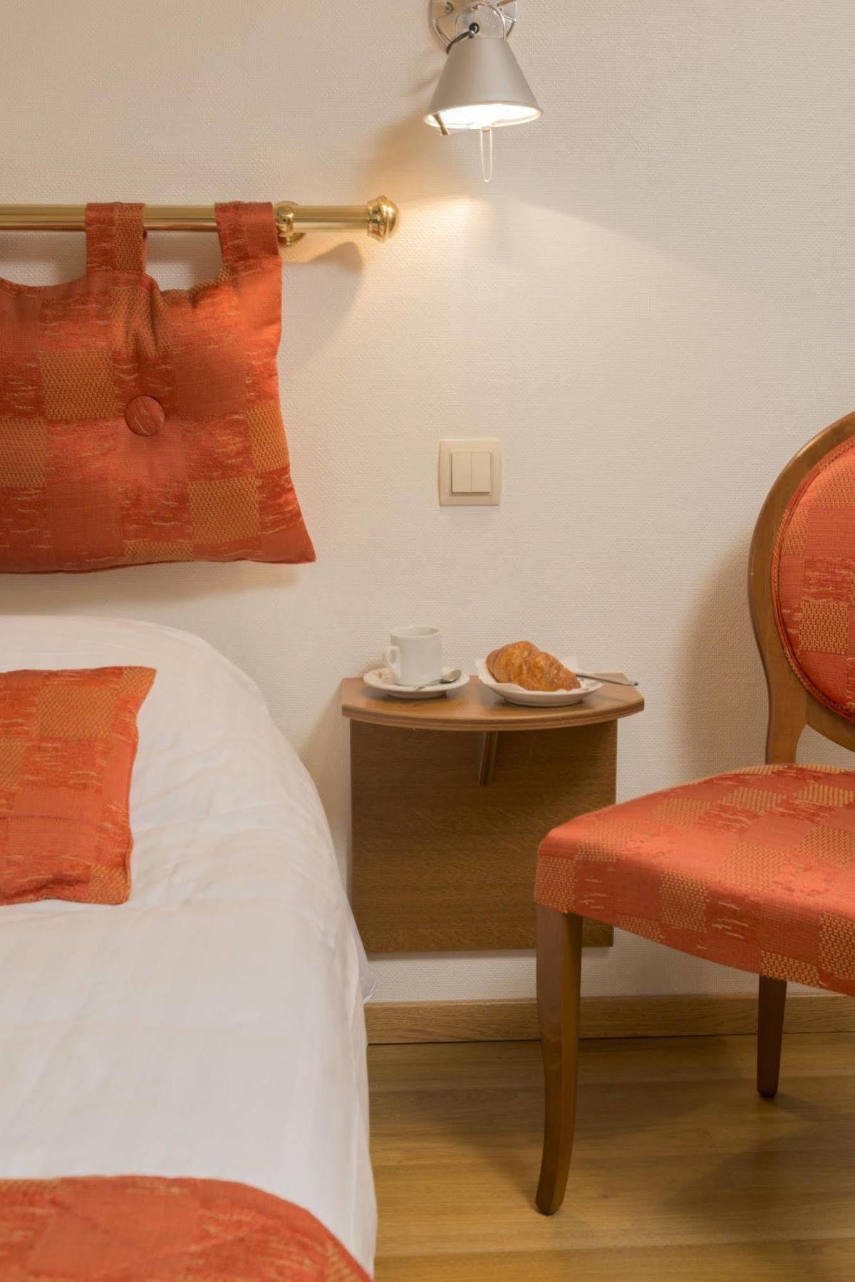 Le Saint Michel Hotel Sedan Luaran gambar