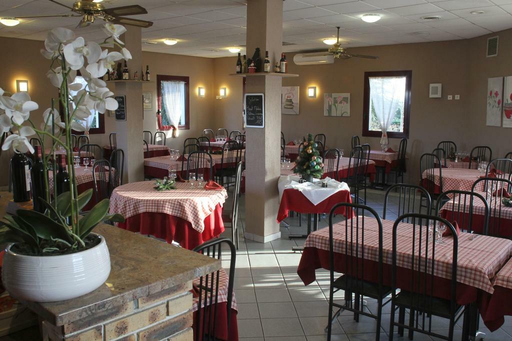 Le Saint Michel Hotel Sedan Luaran gambar